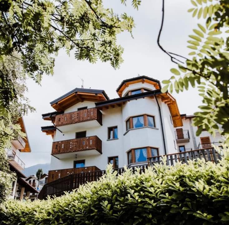 Atelier Della Montagna Bed and Breakfast Zambla Alta Eksteriør billede